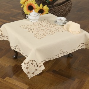 https://www.cappellinistore.com/129-thickbox/centro-tavola-intaglio-lino.jpg