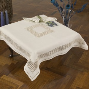 https://www.cappellinistore.com/131-thickbox/centro-tavola-lino-punto-norvegese.jpg