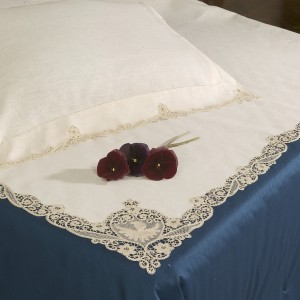https://www.cappellinistore.com/382-thickbox/cantu-bedsheet-in-pure-linen.jpg