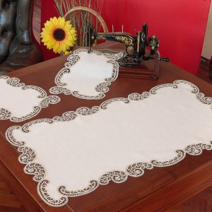 https://www.cappellinistore.com/523-thickbox/cantu-doilies-in-pure-linen.jpg