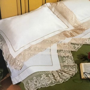 https://www.cappellinistore.com/662-thickbox/lenzuolo-matrimoniale-filet-in-puro-lino.jpg