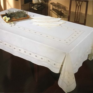 https://www.cappellinistore.com/669-thickbox/intaglio-thread-tablecloth-in-pure-linen.jpg