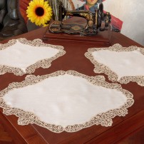 Cantù Doilies in Pure Linen